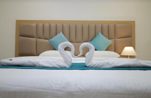 Yellamanchili Hotel | Hotel Abhiram Inn