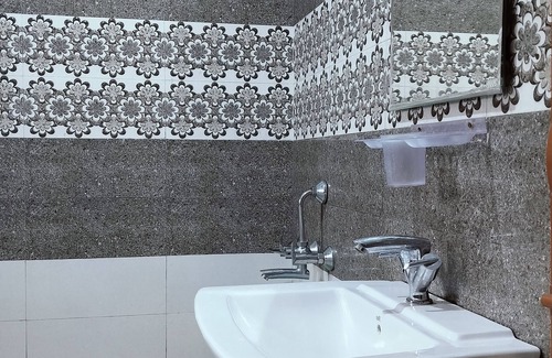 Bhagsu Nag Hotel | Hotel Adventure Inn 20 Metre from Swimming Pool