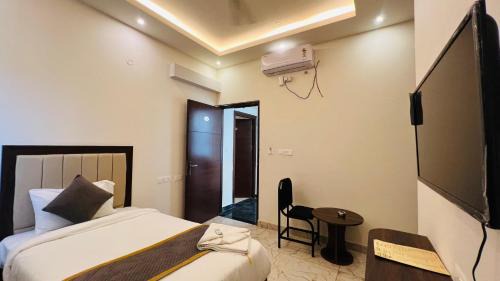 Chikkajala House | Hotel Airdrome Inn