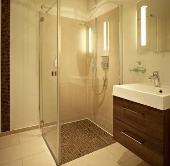 Pellenz Hotel | Hotel Am Helmwartsturm