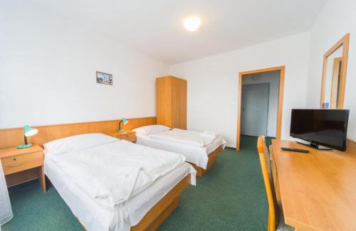 Pardubice Hotel | Hotel Arnost Garni