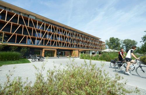 Radolfzell am Bodensee Hotel | Hotel Bora HotSpaResort