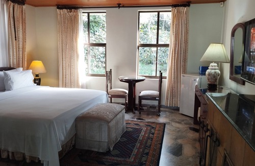 Pacho Hotel | Hotel California Pacho