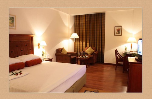 Pitampura Hotel | Hotel City Park