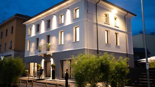 Moglia Hotel | Hotel De Amicis
