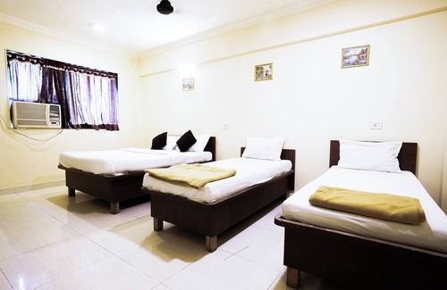 Amarnath Hotel | Hotel Della Comfort near Ambreshwar Shiv Mandir, Ambernath