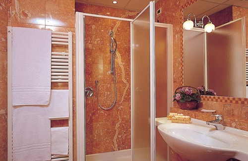 San Zeno di Montagna Hotel | Hotel Diana