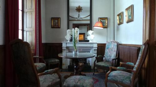 Faverges-Seythenex Hotel | Hotel Du Parc - Manoir Du Baron Blanc