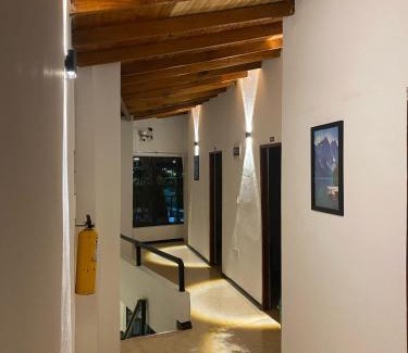 Santa Barbara Hotel | Hotel Galería Plaza