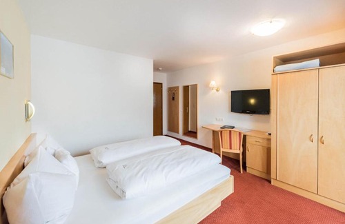 Stanzach House | Hotel Garni Waldhof - Wohlfühlen am Lech