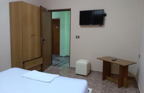 Mbrostar-Urë Hotel | Hotel Gjeli