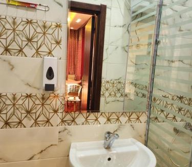 Mansoura Hotel | HOTEL Habib front Mansoura University Private