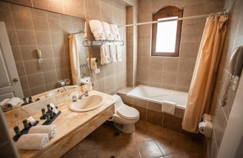 Lake Titicaca - Puno Hotel | Hotel Hacienda Puno Centro Histórico