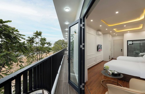 Soc Son Hotel | Hotel In Hanoi With Air Conditioner, Bedding/Linens, Other