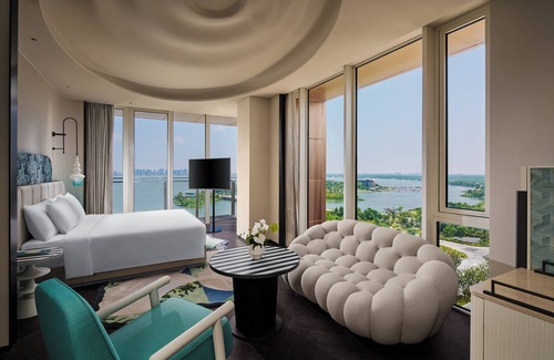 Pudong Hotel | Hotel Indigo Shanghai Harbour City By Ihg