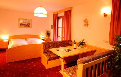 Tires Hotel | Hotel Laurin