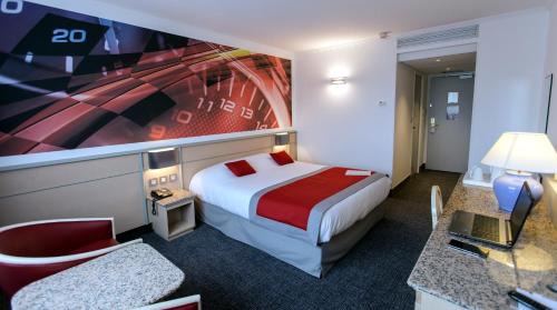 Magny-Cours Hotel | Hotel Le Paddock