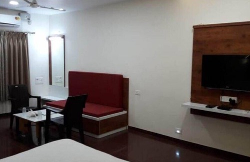 Vijayapura Hotel | Hotel Madhuvan International