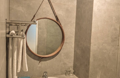 Morotai Island Hotel | Hotel Moloka’I Morotai