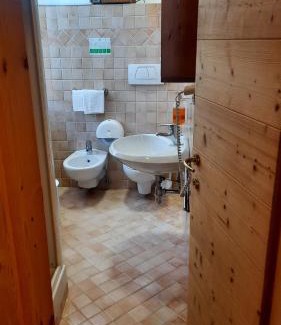 Cortina d'Ampezzo Historic Centre Hotel | Hotel Montana