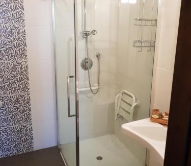 Peschiera Borromeo Hotel | Hotel Montini Linate Airport