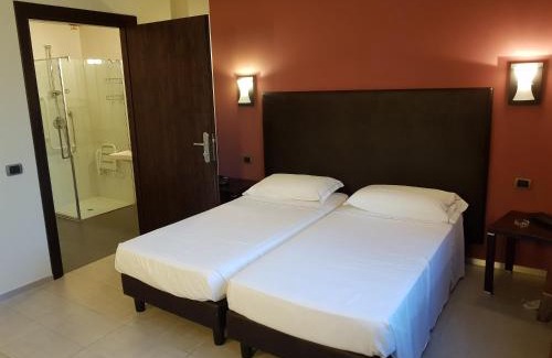 Peschiera Borromeo Hotel | Hotel Montini Linate Airport