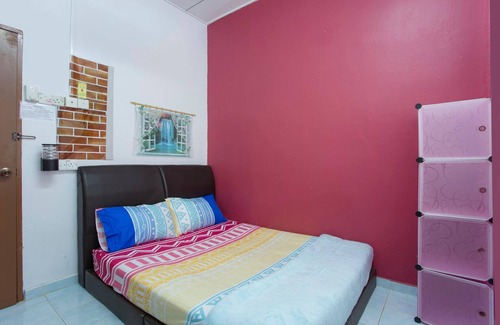 Sungai Baru Tengah Hotel | Hotel O Bidara Guest House