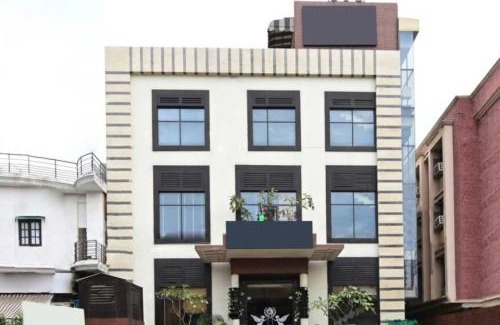 Allahabad Hotel | Hotel O Daraganj Ghat Prayagraj Formerly Purohit Inn