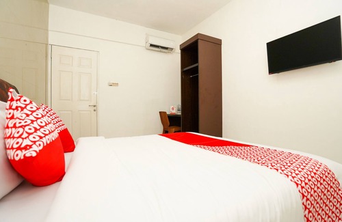 Surabaya Hotel | Hotel O Griya Aisyah Syariah 1
