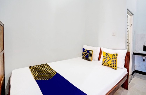 Paso Hotel | Hotel O Kost Stan