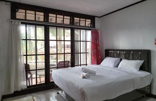 Tuk Tuk Hotel | Hotel Pandu Lakeside Tuktuk