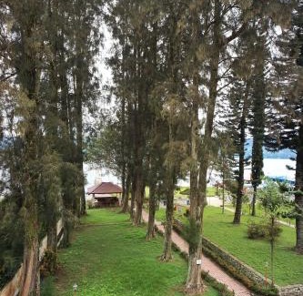 Tuk Tuk Hotel | Hotel Pandu Lakeside Tuktuk