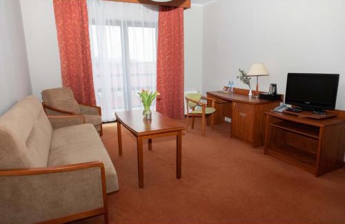 Cedynia Hotel | Hotel Piast