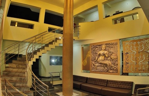 Ganapathichettikulam Hotel | Hotel Priso