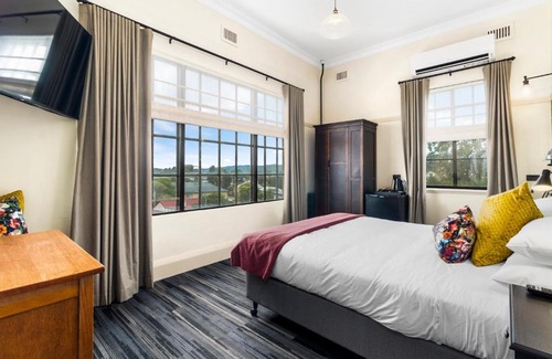 Queanbeyan Hotel | Hotel Queanbeyan Canberra