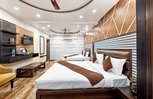 Faizabad Hotel | Hotel Raj Darbar