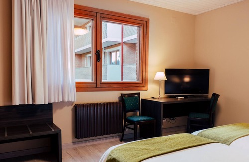 Urbanizacion El Montico Hotel | Hotel Resort El Montico