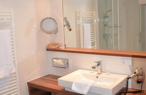 Seewalchen am Attersee Hotel | Hotel Restaurant Häupl