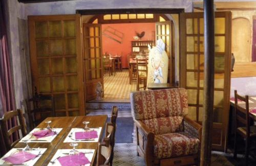 Chateau-Chinon Hotel | Hotel Restaurant du Lion d'Or