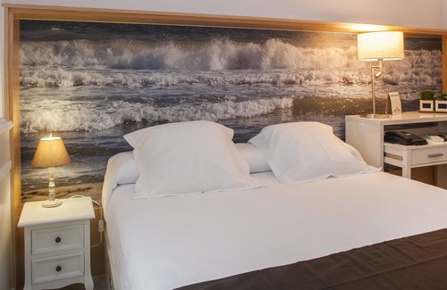 Vilanova I la Geltru Hotel | Hotel Ribes Roges