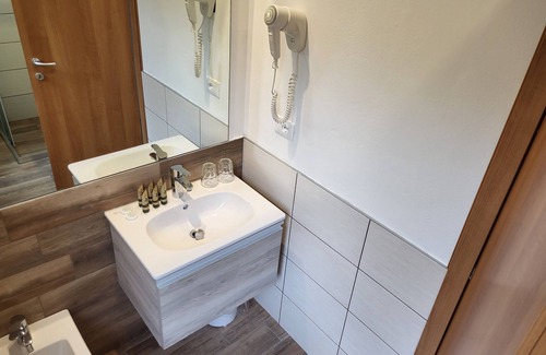 Brenzone sul Garda Hotel | Hotel Rosmari