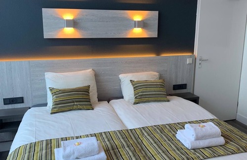 Sas van Gent Hotel | Hotel Royal