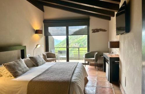 Ribes De Freser Hotel | Hotel Rural-Spa Resguard Dels Vents