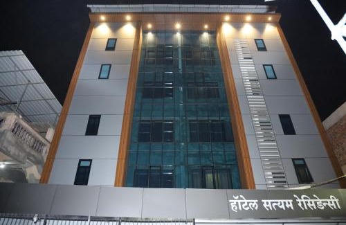 Belapur Hotel | Hotel Satyam Residency