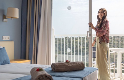 Cala en Porter Hotel | Hotel Seth Playa Azul