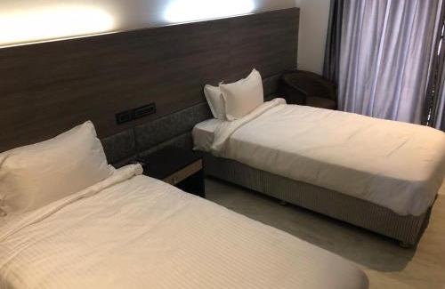 Shegaon Hotel | Hotel Sharanam