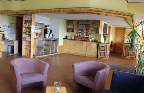 Einbeck Apartment | Hotel Sonnenberg: twin double rooms, shower, toilet - Einbecker Sonnenberg