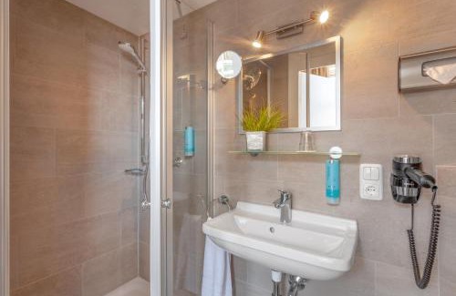 Alt-Travemunde/Ronnau Hotel | Hotel Strandschlösschen