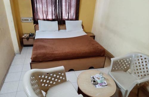 GIDC House | Hotel Ten