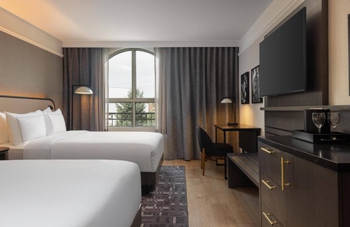 Bromont Hotel | Hotel Vallea Bromont, Tapestry Collection by Hilton